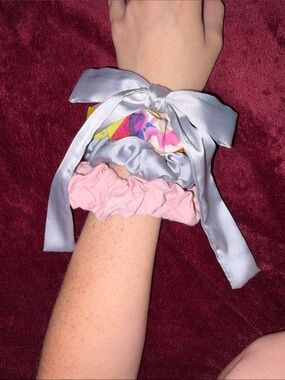 4 Scrunchie Set